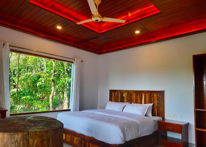 Kurinjiyil Farm Stay Munnar