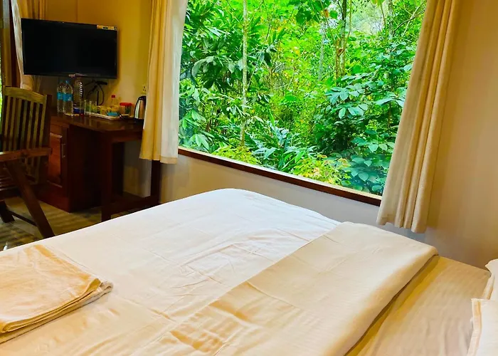 Kurinjiyil Farm Stay Munnar